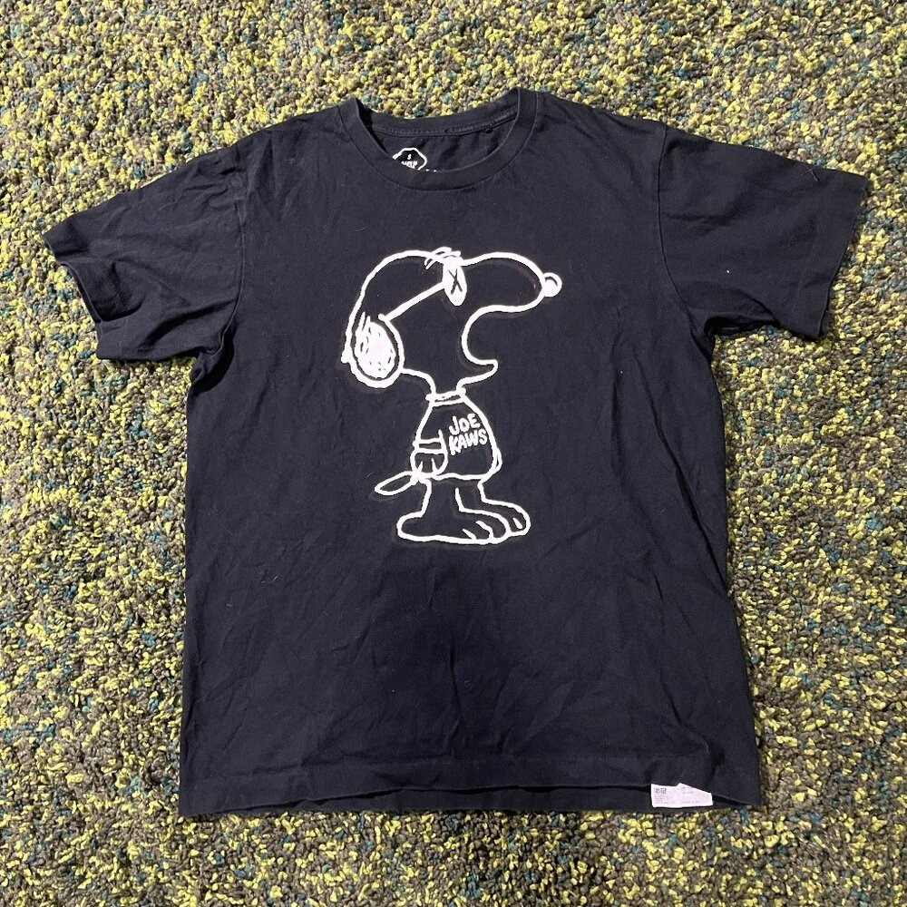 Uniqlo x Peanuts x KAWS Snoopy Shirt (S)